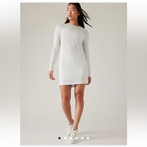 Athleta COASTER LUXE SWEATSHIRT DRESS
Medium
